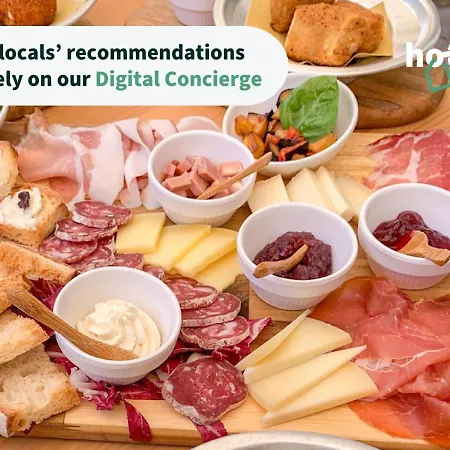 Отель Hotiday Discovery -