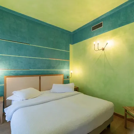 Отель Hotiday Discovery - Верона